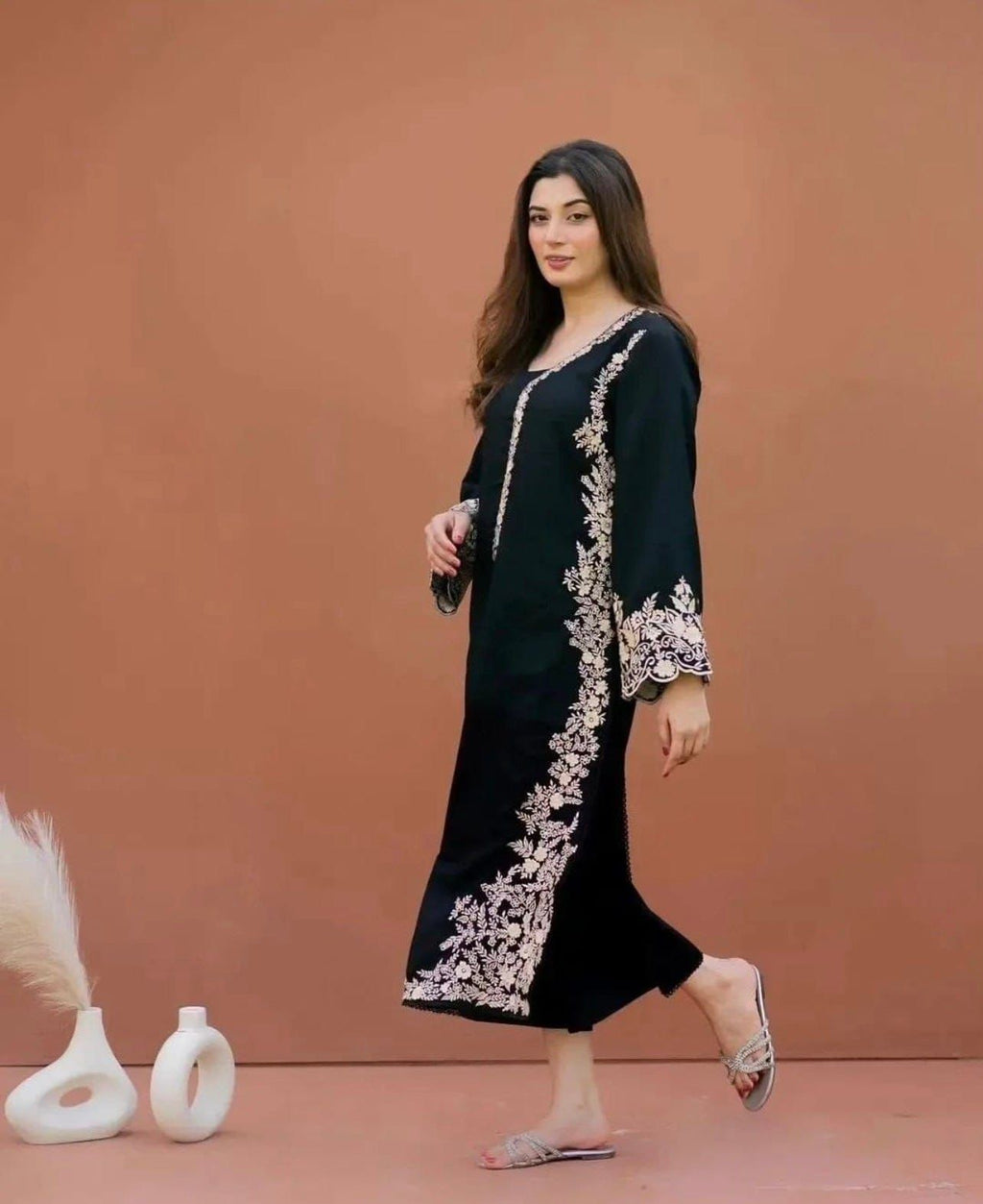Embroidered Lawn Stitched 2-Piece Suit 9mm Work