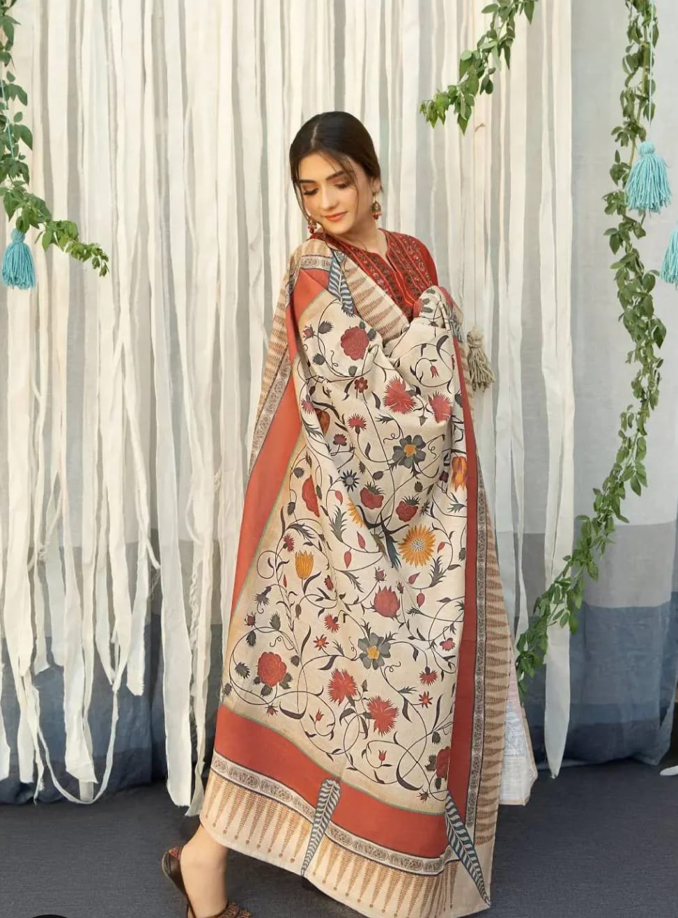 Lawn Stitched 3-Piece Suit